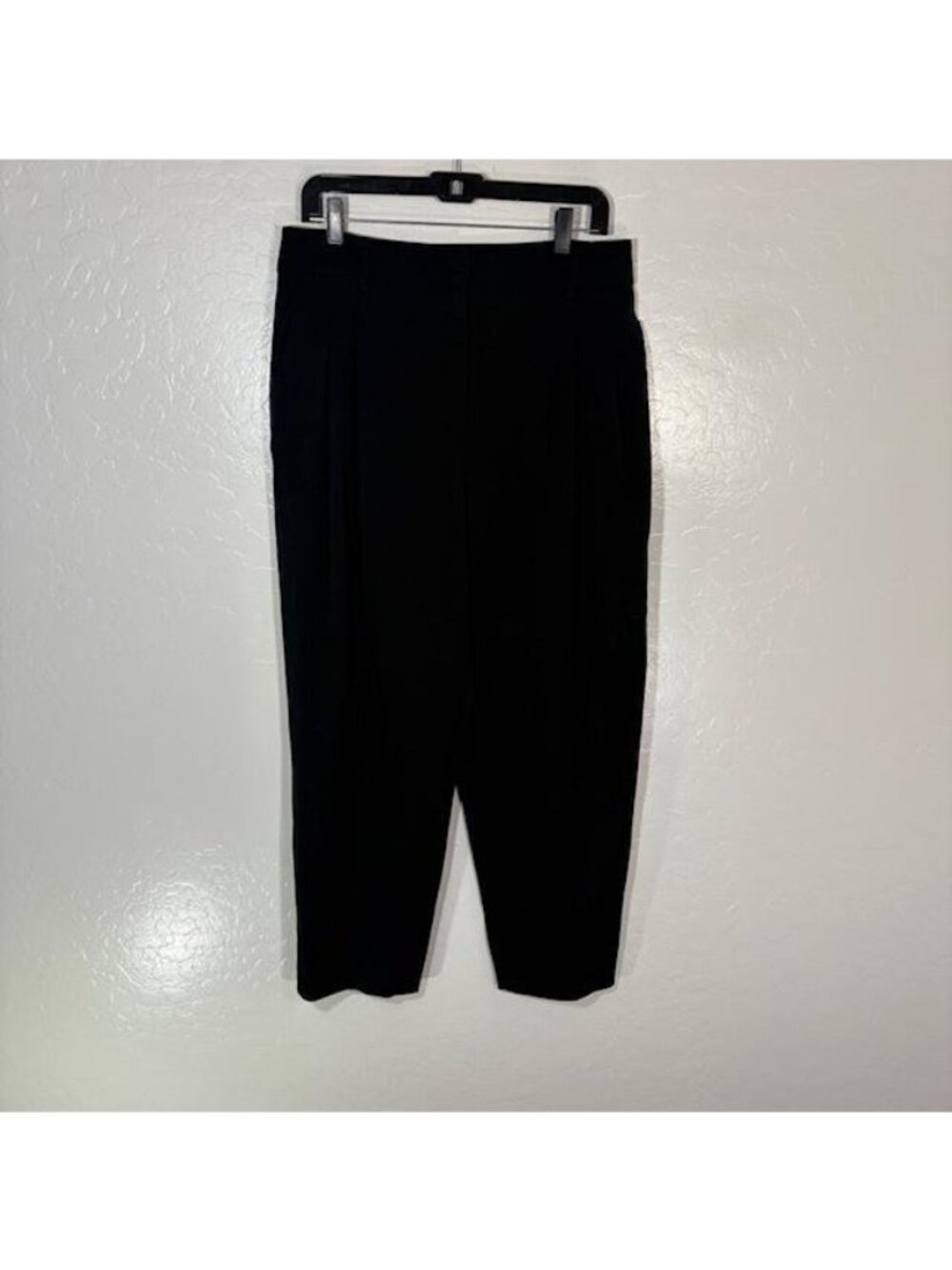 MM.LaFleur Dress Pants Womens 8 Black Ponte Tapered Pleated Work Office